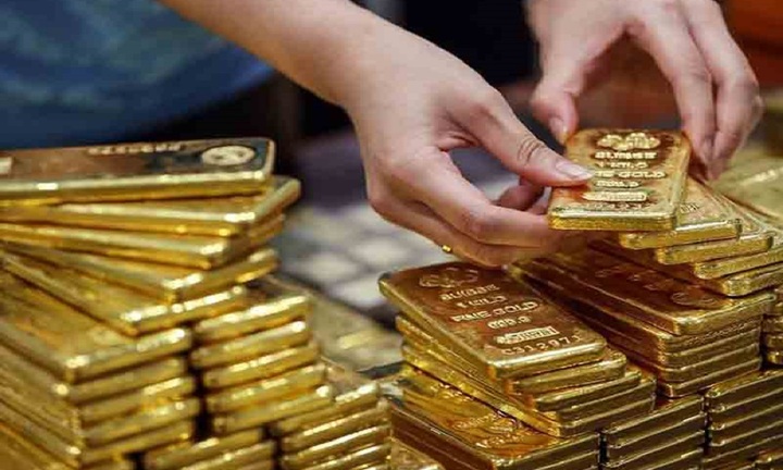 Thủ tướng yêu cầu thanh tra doanh nghiệp vàng, mua bán vàng miếng