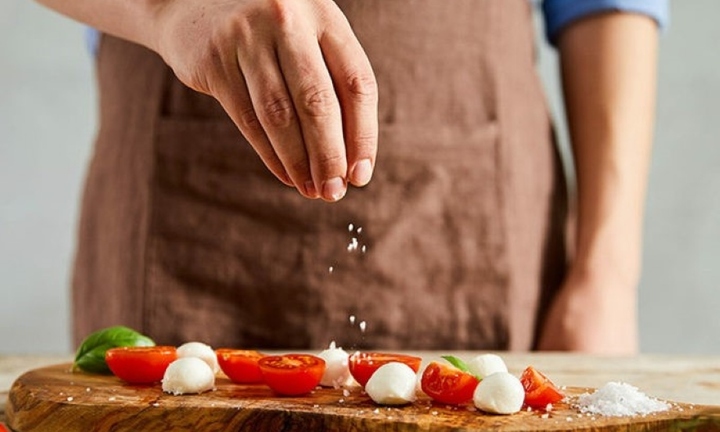 Nguyên nhân ăn mặn lại rút ngắn tuổi thọ