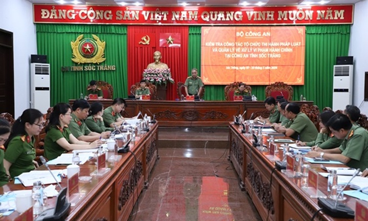 Bộ Công an kiểm tra công tác thi hành pháp luật tại Công an tỉnh Sóc Trăng