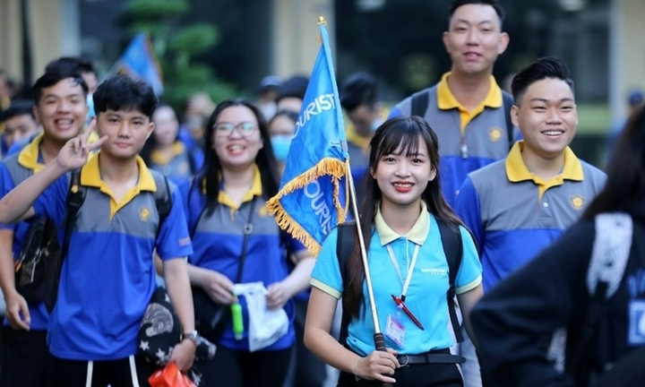 Học hướng dẫn viên du lịch có tốt không?