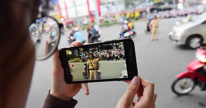 CSGT có được quay phim, chụp hình người vi phạm không?