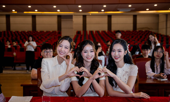 Hoa hậu Bảo Ngọc truyền cảm hứng với hành trình nỗ lực của bản thân