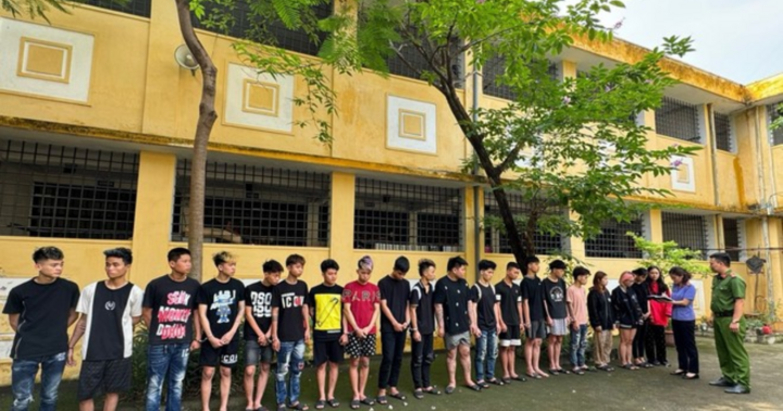 Nhanh chóng truy xét, bắt giữ 26 đối tượng vác hung khí gây náo loạn đường phố