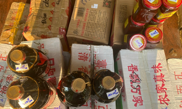 Quảng Ninh: Phát hiện gần 500 sản phẩm nhập lậu bán qua facebook