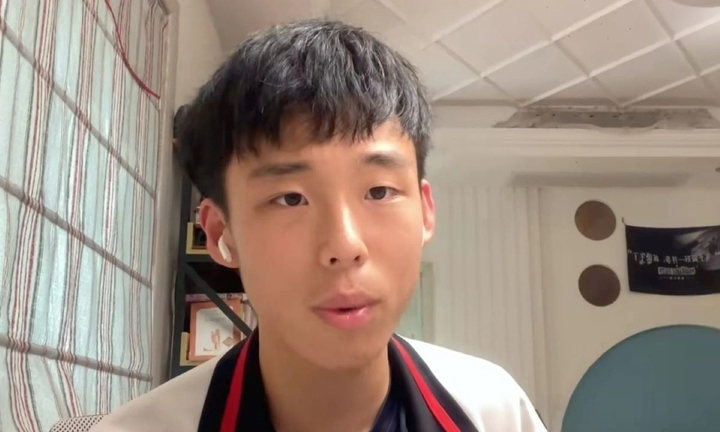 Con trai đăng video cầu xin bố quay về, nói 1 câu khiến ai cũng rưng rưng