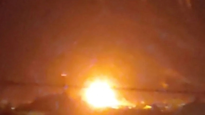 Trúng đòn tấn công của Ukraine, căn cứ chiến lược Nga ở Crimea nổ lớn liên tiếp