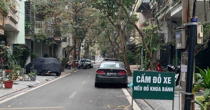 Đỗ xe trước nhà người khác, cản lối đi có bị xử phạt?