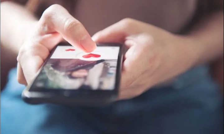 Bị bạn trai online dụ dỗ đầu tư tài chính, người phụ nữ mất hơn 1 tỷ đồng