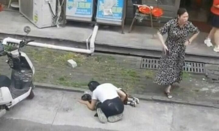 Đi siêu thị để con ở nhà một mình, người mẹ chết lặng khi nhận tin dữ