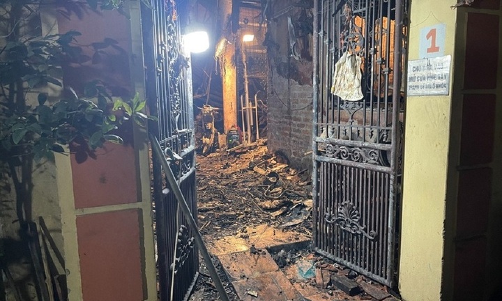 Vụ cháy nhà ở Trung Kính, nhiều người chết