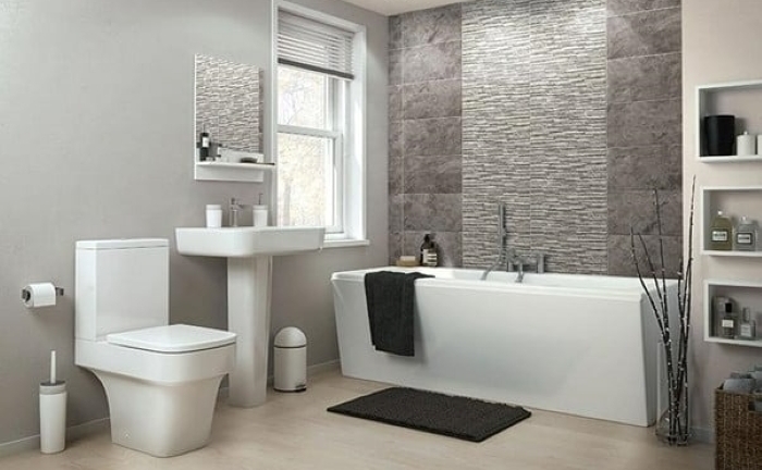 Có nên làm cửa sổ trong nhà vệ sinh?