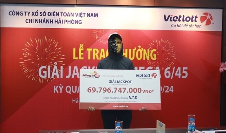 Nam công nhân may mắn trúng độc đắc Vietlott gần 70 tỷ đồng