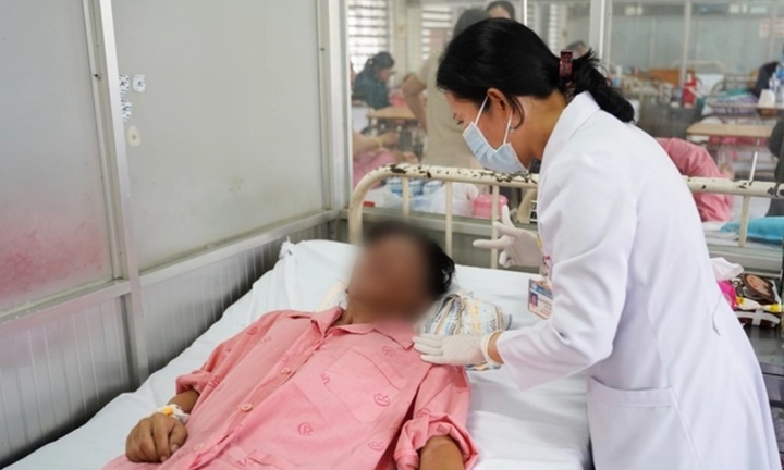 Sức khỏe các nạn nhân trong vụ tạt axit làm 8 người thương vong hiện ra sao?