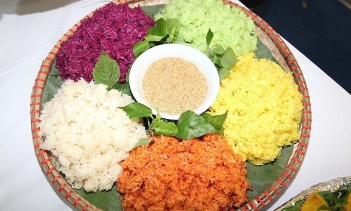 Bật mí tại sao có người ăn đồ nếp bị nóng?