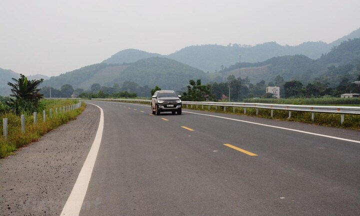 Lập Hội đồng thẩm định Dự án xây dựng đường Hòa Lạc - Hòa Bình