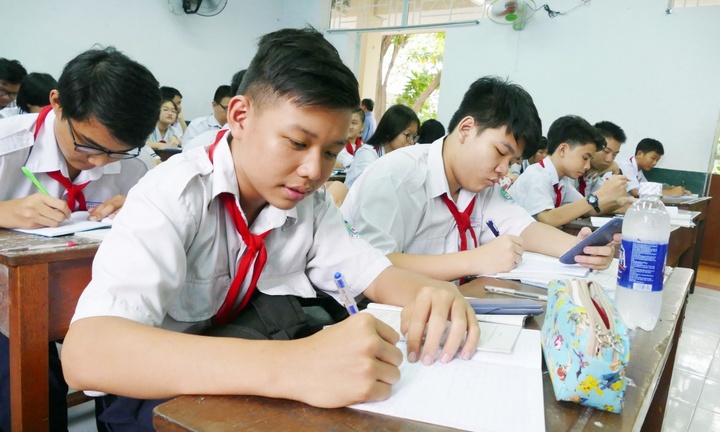 Kỳ thi tuyển sinh vào lớp 10: Đề thi, đáp án gợi ý môn Ngữ văn tỉnh Vĩnh Phúc