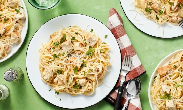 Công thức làm món mỳ Ý sốt kem nấm cho những ngày lười nấu nướng