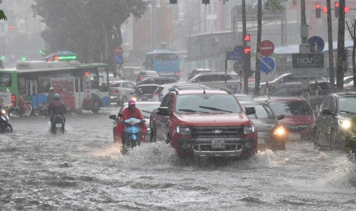 Mưa lớn tại miền Bắc kéo dài tới khi nào?