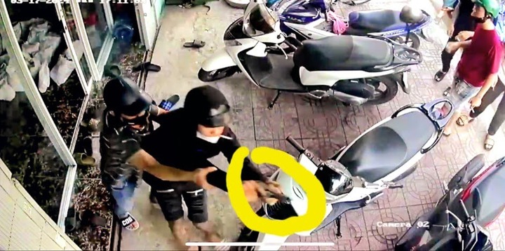 Bắt nam thanh niên nổ 4 phát súng vào tiệm spa ở Long An