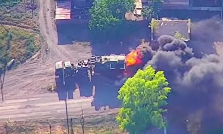 UAV cảm tử Ukraine tập kích hệ thống tên lửa Buk Nga trước lúc hành quân