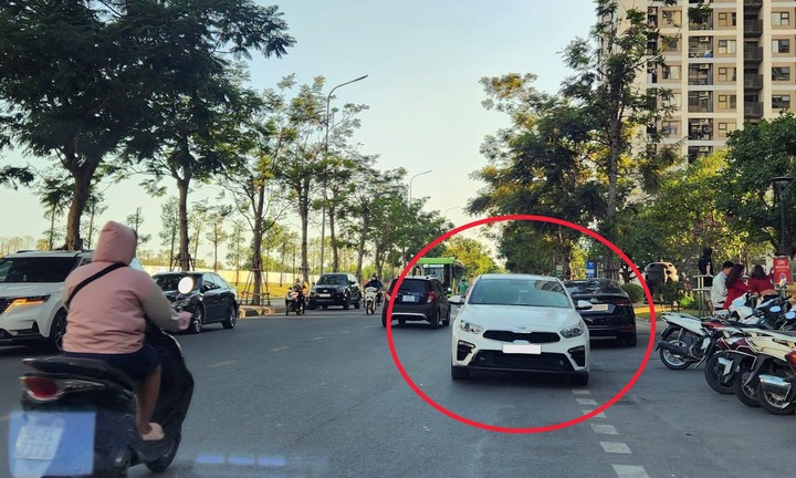 Lỗi dừng đỗ ô tô ngược chiều đường bị phạt như thế nào?