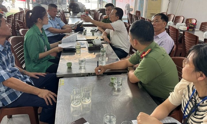 Một nhà hàng tại Hạ Long bị phạt vì đuổi khách, không niêm yết giá