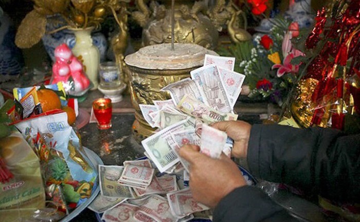 Cả nước thực thu 4.100 tỷ đồng tiền công đức trong năm 2023