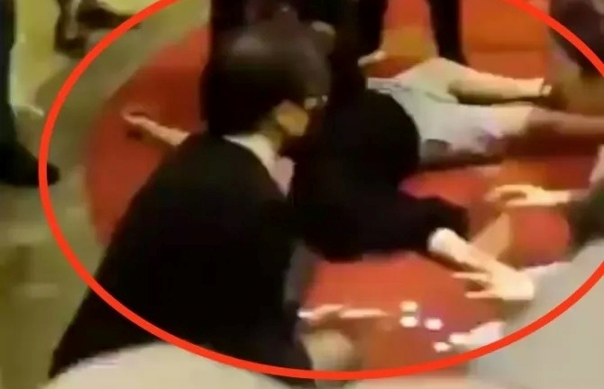 Thắng 103 tỷ đồng, người đàn ông lên cơn đau tim ngay tại sòng bạc