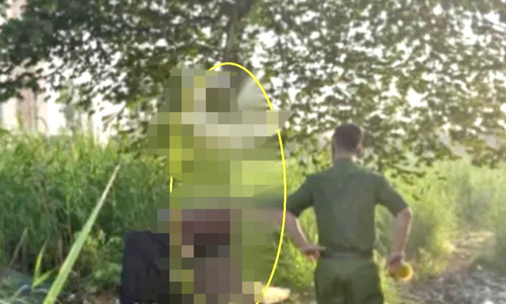 Đi vệ sinh ở khu vực vắng, hoảng hồn thấy cô gái treo cổ trên cây trứng cá