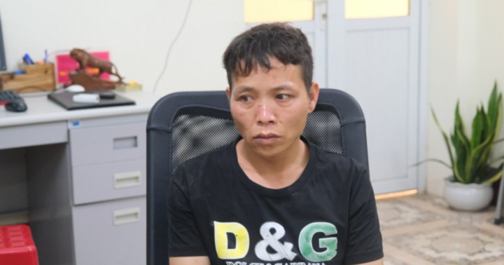 Ông chủ cửa hàng quần áo kiếm thêm bằng nghề vận chuyển heroin