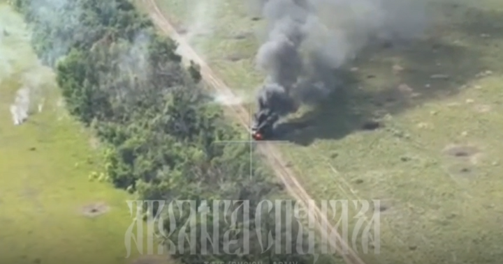 Nga tập kích phá hủy xe chiến đấu bộ binh Bradley của Ukraine