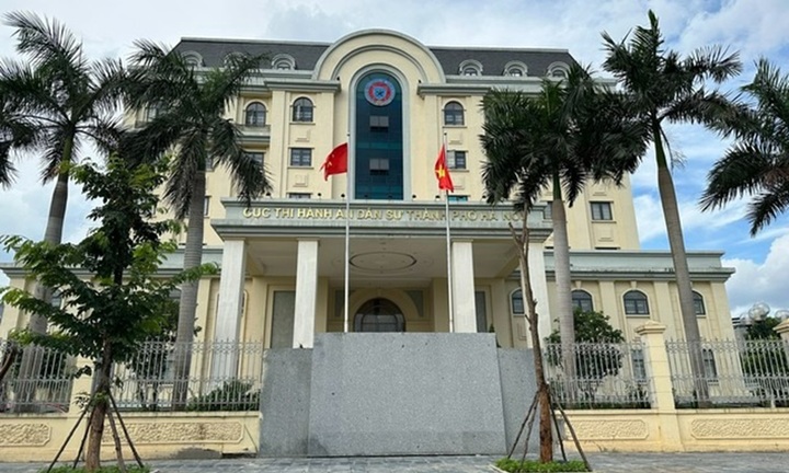 Vụ Tân Hoàng Minh:  Làm việc 