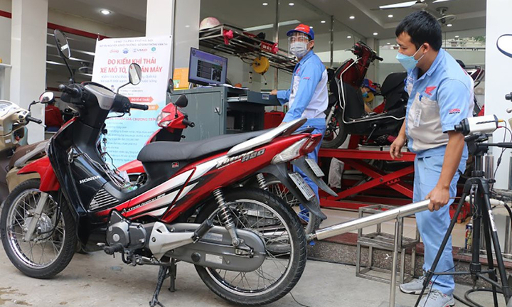 Từ 1/1/2025, tất cả xe máy sẽ phải kiểm định khí thải?