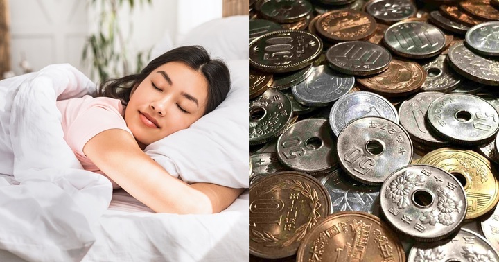 Những thứ nên và không nên đặt dưới gối khi đi ngủ