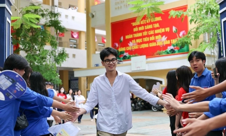 Tuyển sinh vào lớp 10 ở Hà Nội: 3 trường chuyên nào tuyển bổ sung?