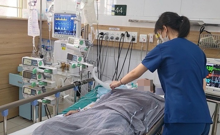 Uống nhầm rễ cây lá ngón, một người phụ nữ tử vong