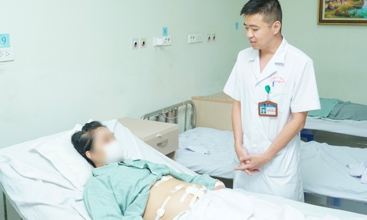 Người phụ nữ thủng đại tràng vì thứ vật dụng tưởng chừng như vô hại 