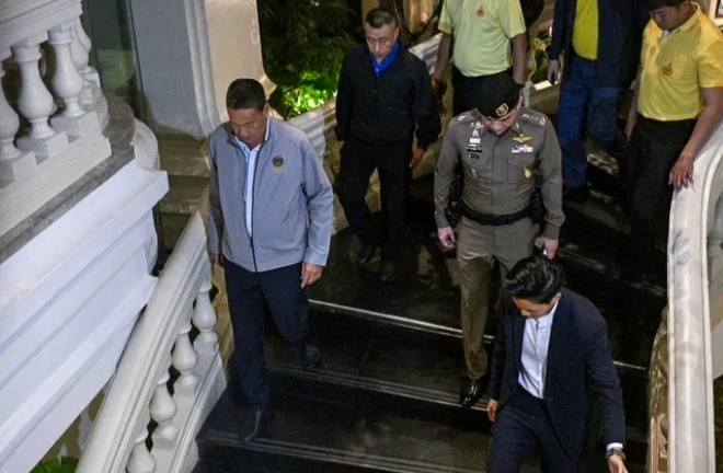 Vụ 6 người Việt bị sát hại ở Thái Lan: Thủ tướng Thavisin đến hiện trường