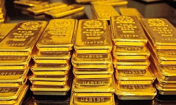 Giá vàng SJC bất ngờ tăng vọt lên 80 triệu đồng/lượng