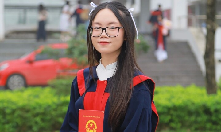 Các tân thủ khoa kỳ thi Tốt nghiệp THPT 2024 chọn trường nào?