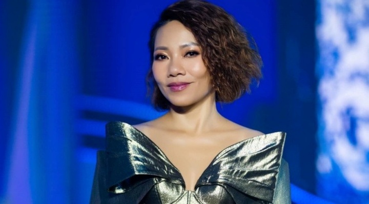 Hé lộ lý do Diva Hà Trần hoãn live concert kỷ niệm 30 năm đi hát