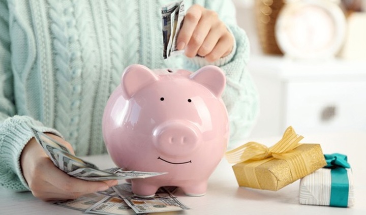 Kinh nghiệm gửi tiền tiết kiệm hàng tháng dành cho người thu nhập thấp