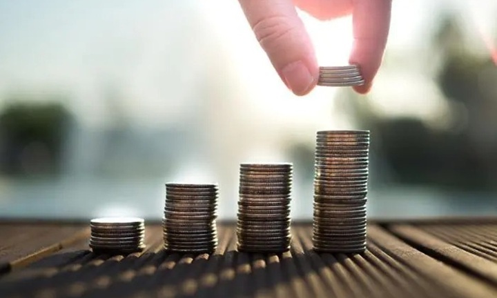 Lãi suất tiền gửi tiết kiệm bậc thang là gì?