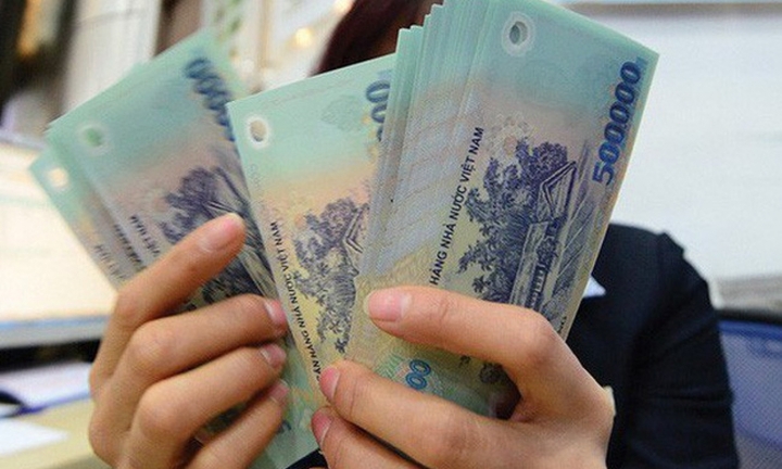 Ngân hàng nào thưởng hơn 11 triệu cổ phiếu cho 2.000 nhân viên?