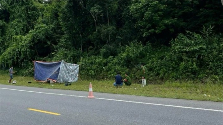 Vụ phát hiện thi thể người đàn ông bên cao tốc: Hiện trường có gì?