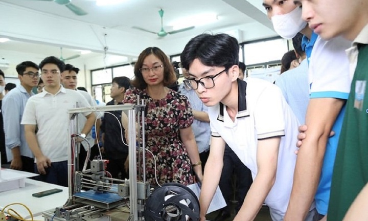 Biến động điểm chuẩn Trường Đại học Giao thông vận tải 4 năm qua