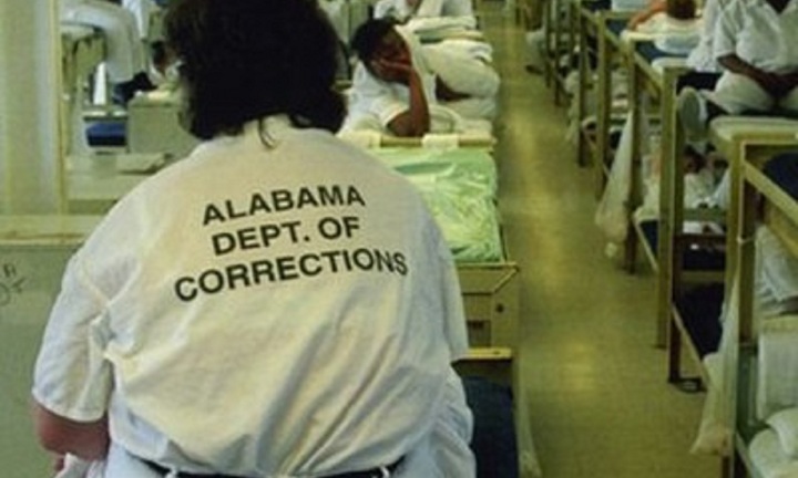 Hành trình 11 ngày truy lùng tù nhân bỏ trốn cùng quản giáo tại Mỹ