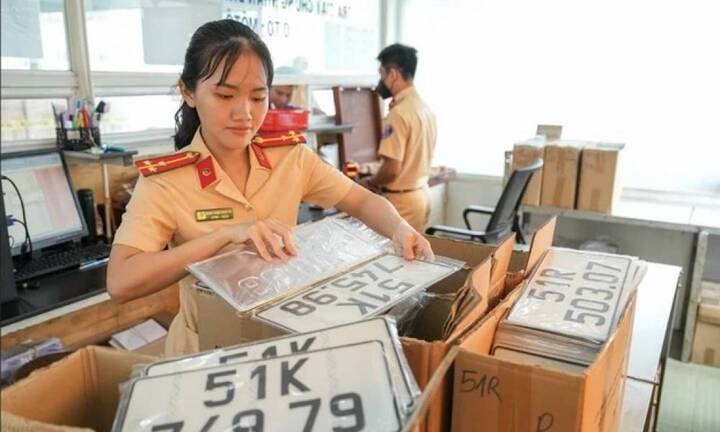 Thu nộp ngân sách hơn 2.700 tỷ đồng từ đấu giá biển số ô tô