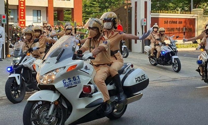 CSGT có được xử lý xe ngược chiều không?