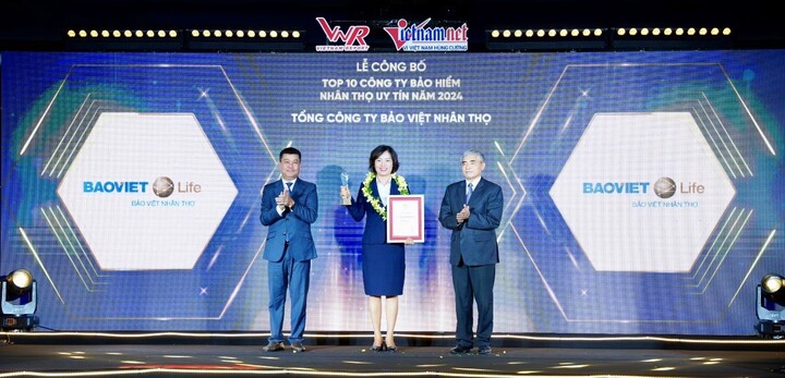 Bảo Việt Nhân thọ 8 năm dẫn đầu top 10 “công ty bảo hiểm nhân thọ uy tín 2024”